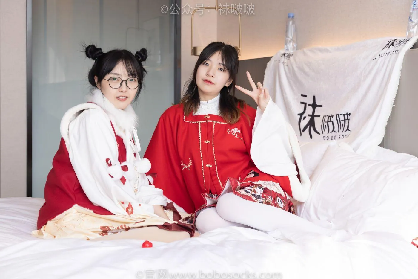 [BoBoSocks袜啵啵]NO.054 小甜豆与稚予-给大家拜年啦 [139P]插图3